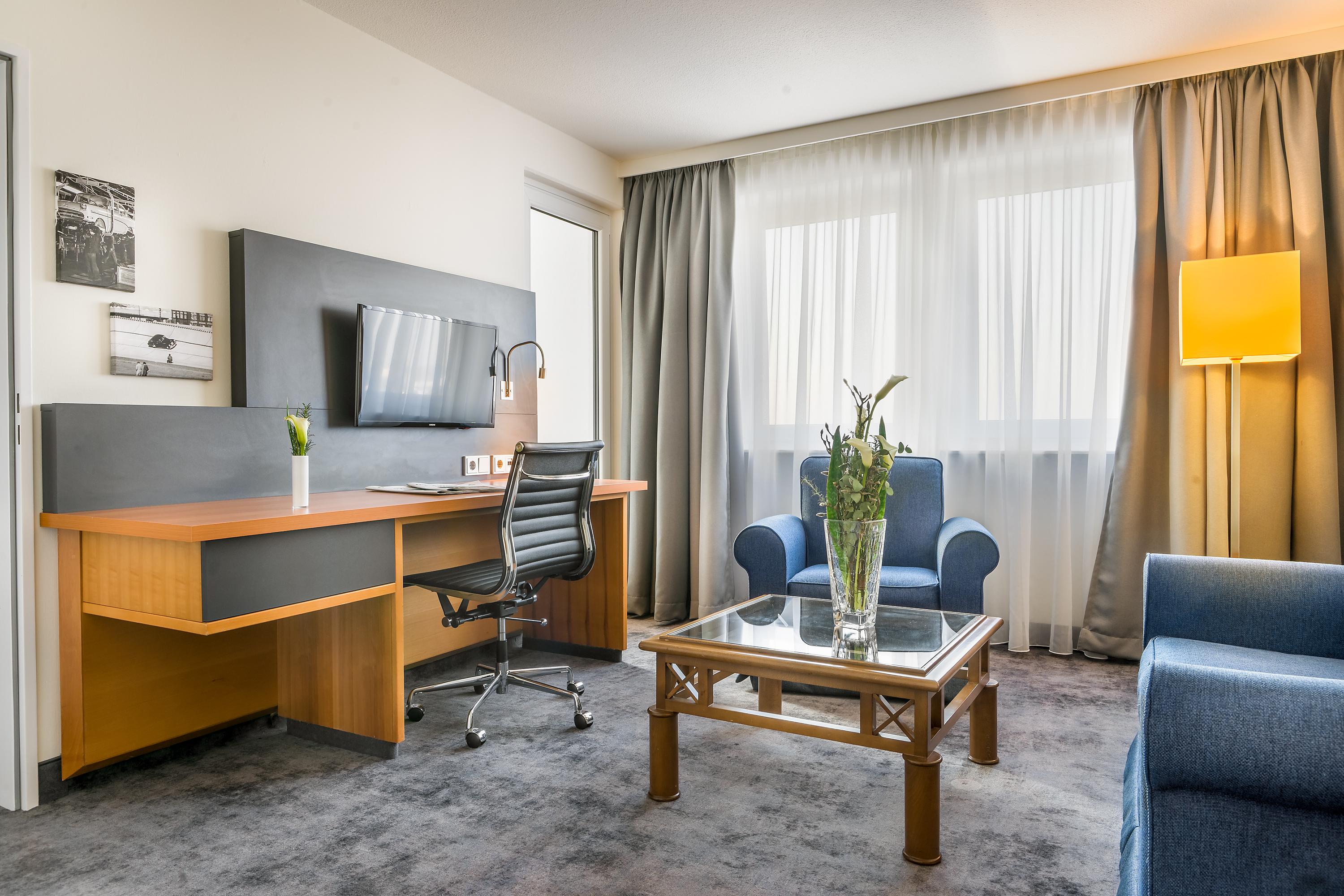 Garner Hotel Ruesselsheim By Ihg Екстер'єр фото