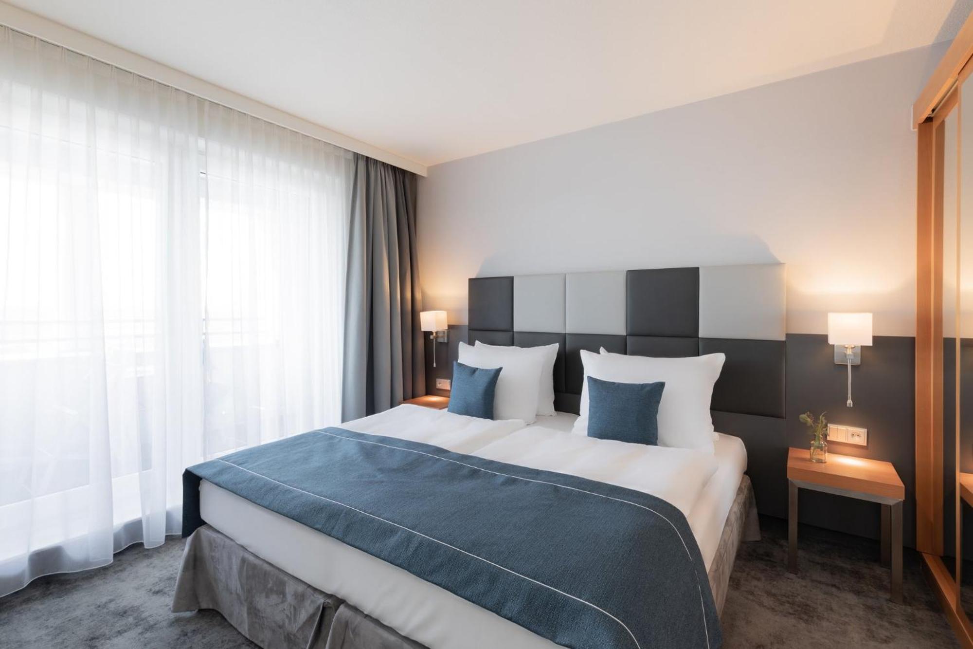 Garner Hotel Ruesselsheim By Ihg Екстер'єр фото