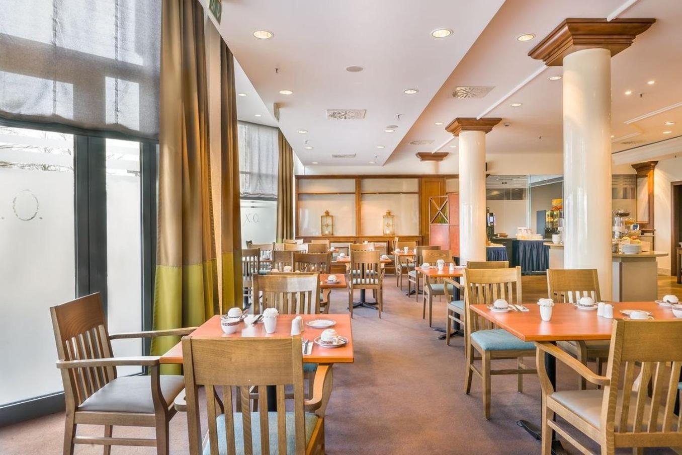 Garner Hotel Ruesselsheim By Ihg Екстер'єр фото