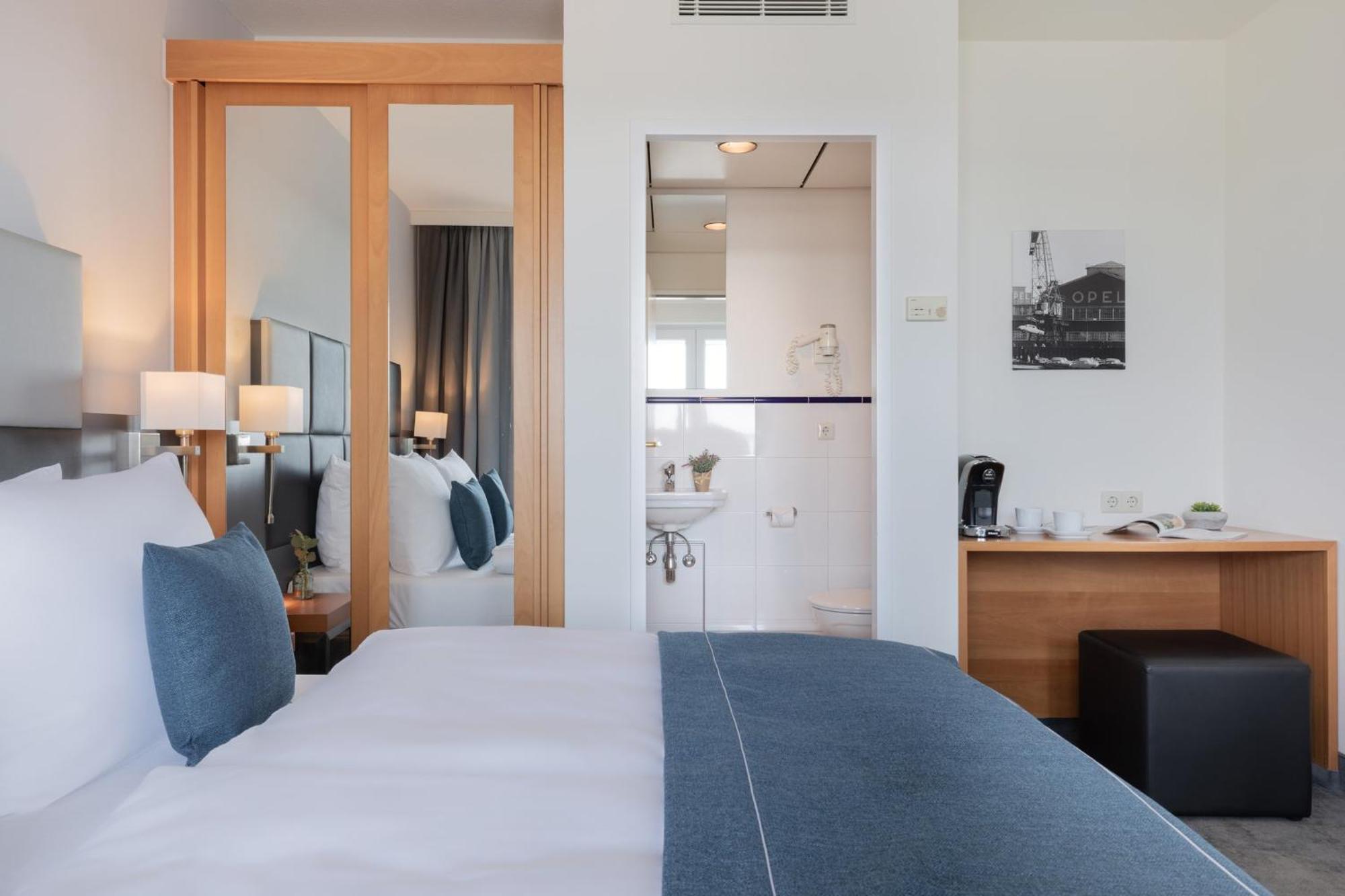 Garner Hotel Ruesselsheim By Ihg Екстер'єр фото