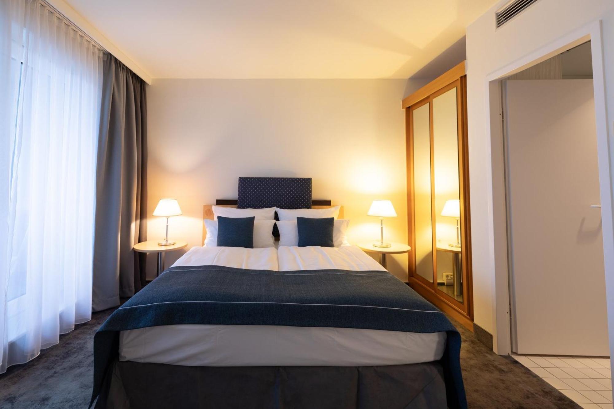 Garner Hotel Ruesselsheim By Ihg Екстер'єр фото