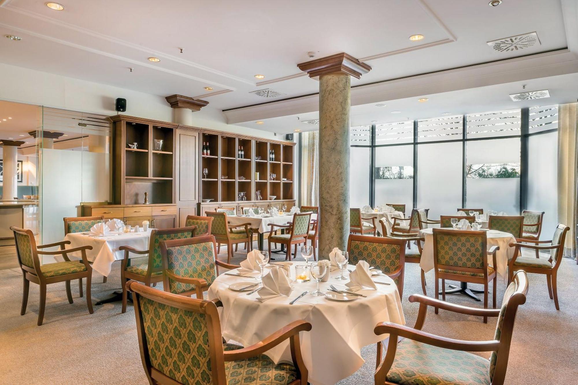 Garner Hotel Ruesselsheim By Ihg Екстер'єр фото